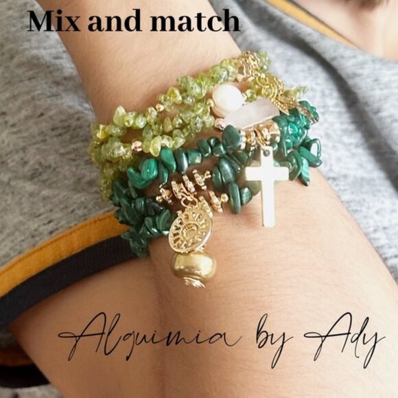 Chunky vibrant green quartz and jasper beaded bracelet - Picture 2 of 5